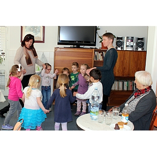 miniatura Děti přály seniorům ke Dni matek 10