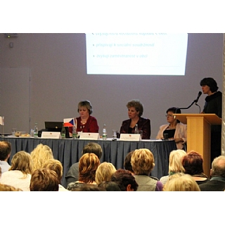 miniatura Konference Domy s pečovatelskou službou pořádaná APSS ČR v Paláci Charitas v Praze dne 27. 3. 2012. 6