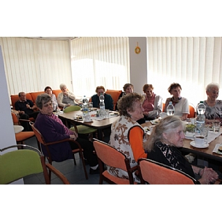 miniatura Oslavy Dne matek v domech s pečovatelskou službou dne 13. 5. 2014 4