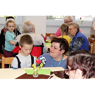 miniatura Setkání dětí a seniorů byla plná emocí a zážitků 6